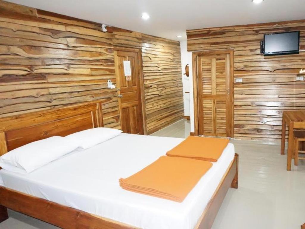 Thongphaphum Place Exterior photo