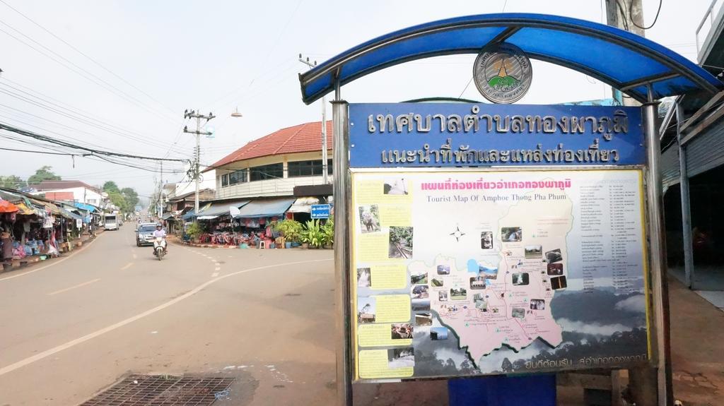 Thongphaphum Place Exterior photo