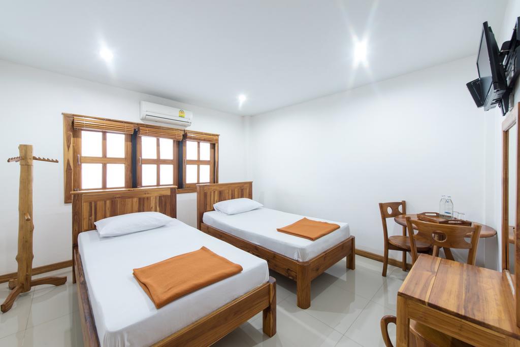 Thongphaphum Place Exterior photo