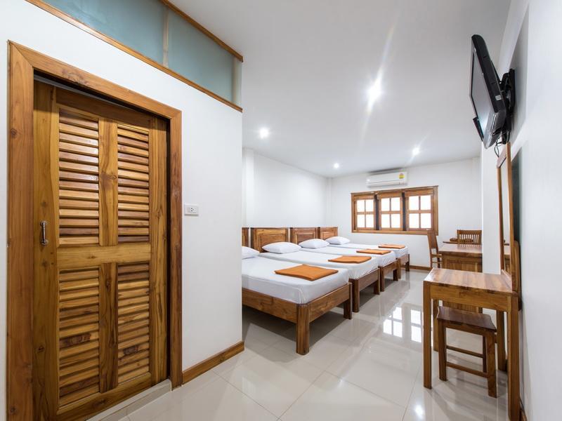 Thongphaphum Place Exterior photo
